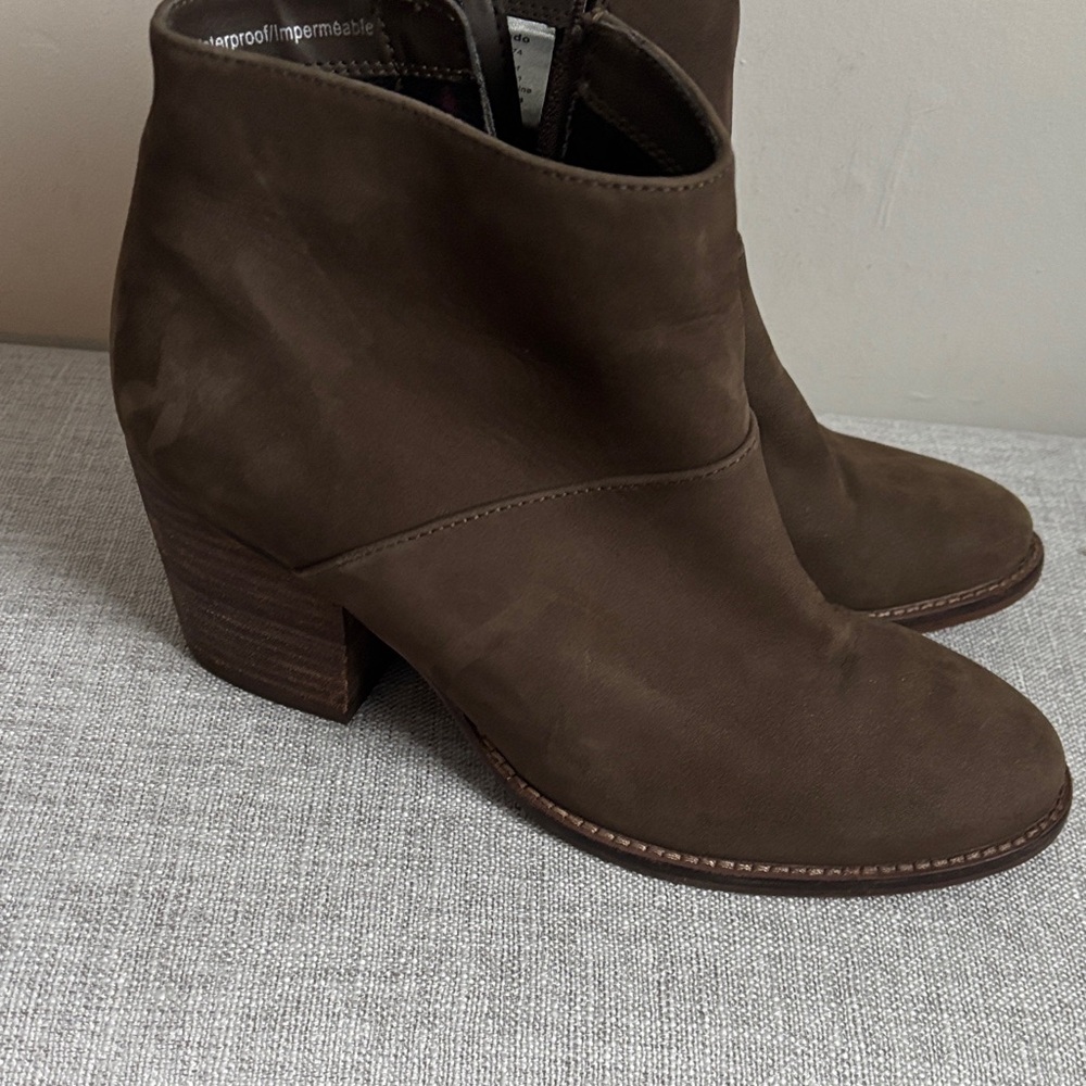 Blondo Waterproof Dark Brown Ankle Booties